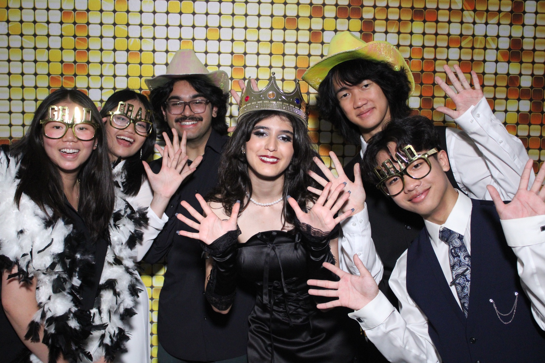 Groupe d’élèves au Photobooth d’un bal scolaire